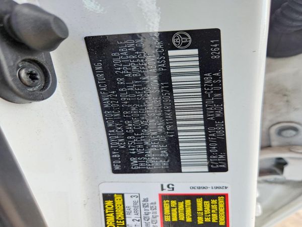 2024 TOYOTA CAMRY