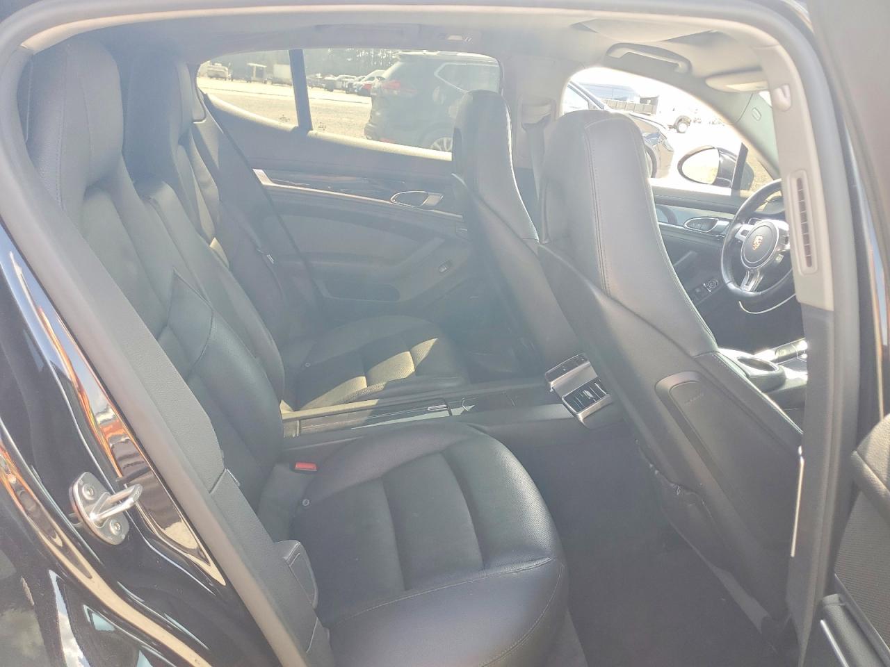 2013 PORSCHE PANAMERA S (2WD), 4S (4WD)