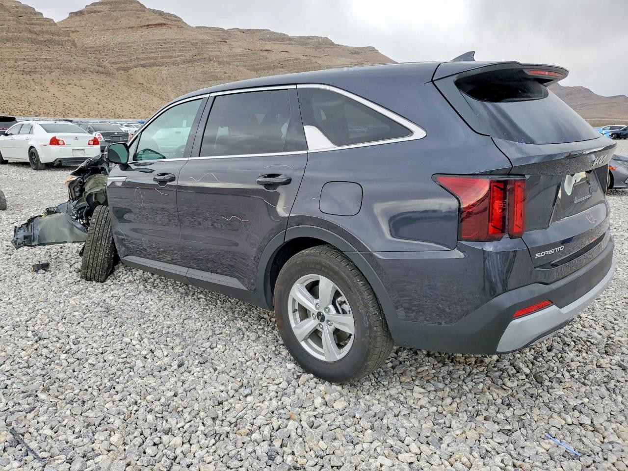 2025 KIA SORENTO LX