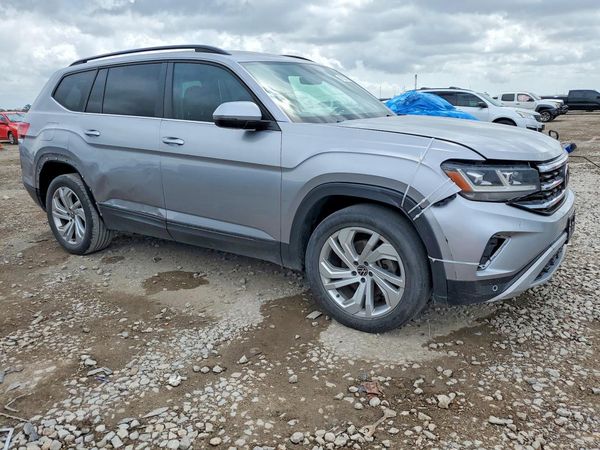 2021 VOLKSWAGEN ATLAS SE w/ Tech — Passenger 3/4