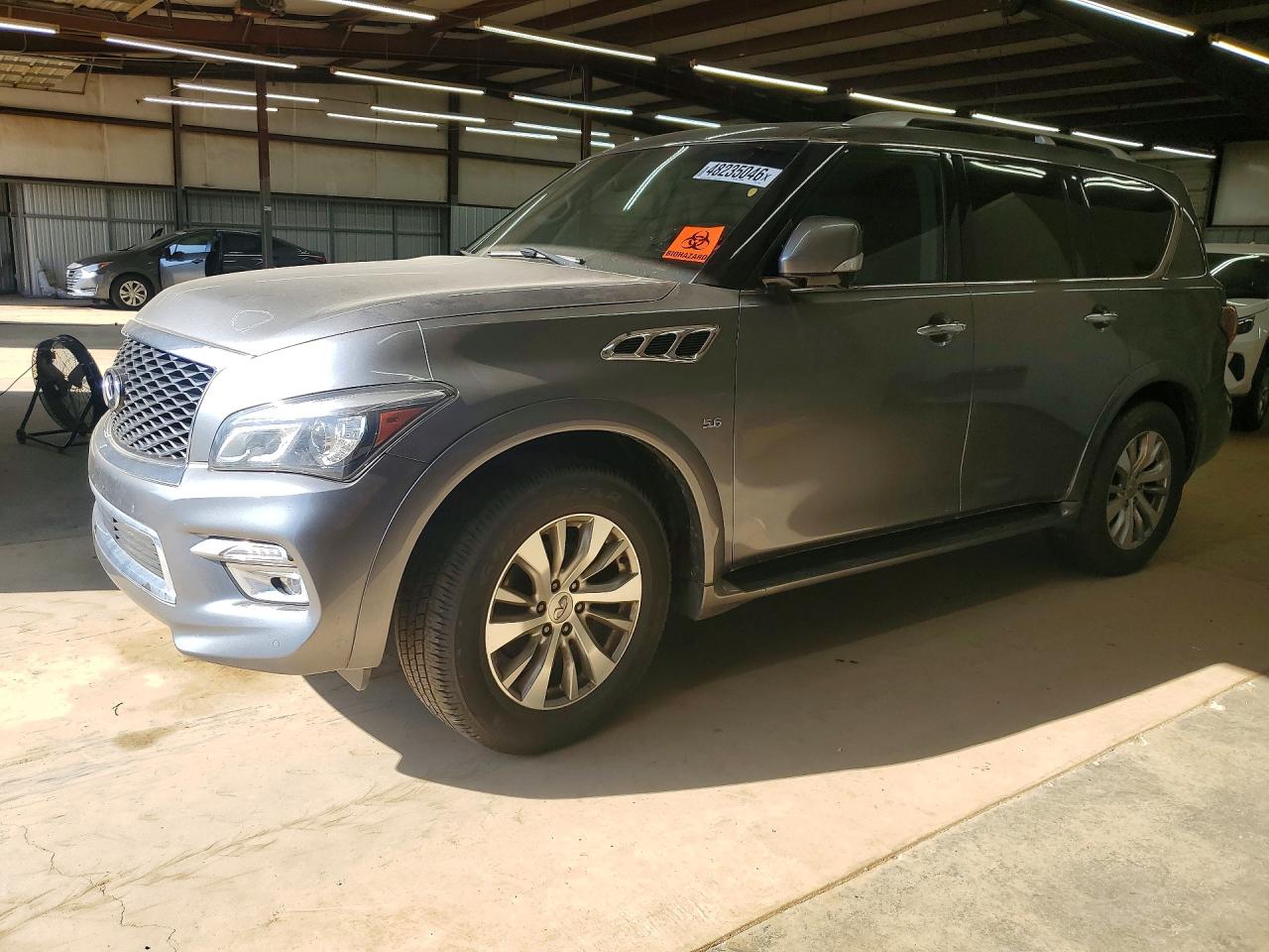 2017 INFINITI QX80 — Front 3/4
