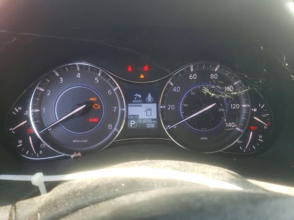 2017 INFINITI QX80 — Passenger 3/4