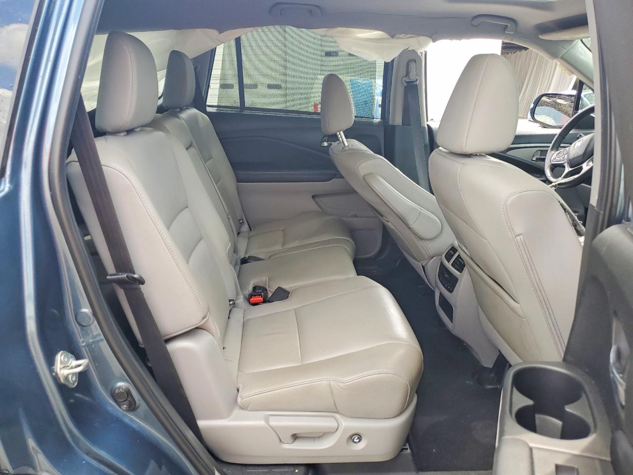 2021 HONDA PILOT SE
