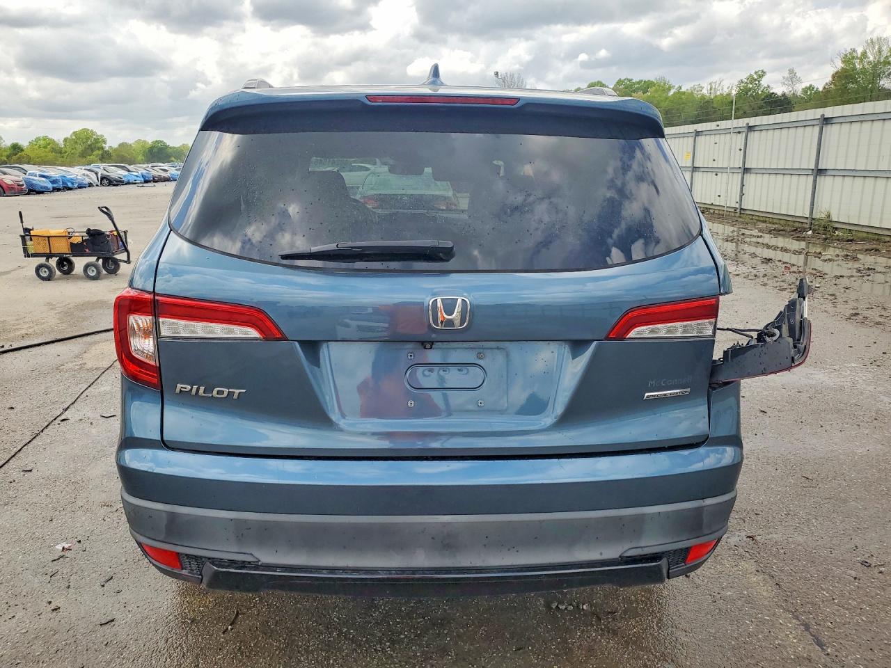 2021 HONDA PILOT SE