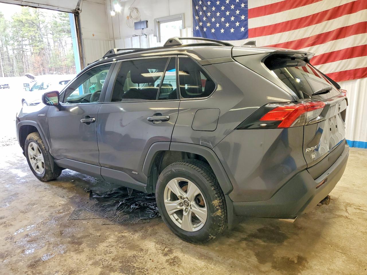 2019 TOYOTA RAV4 HYBRID LE HV 4WD