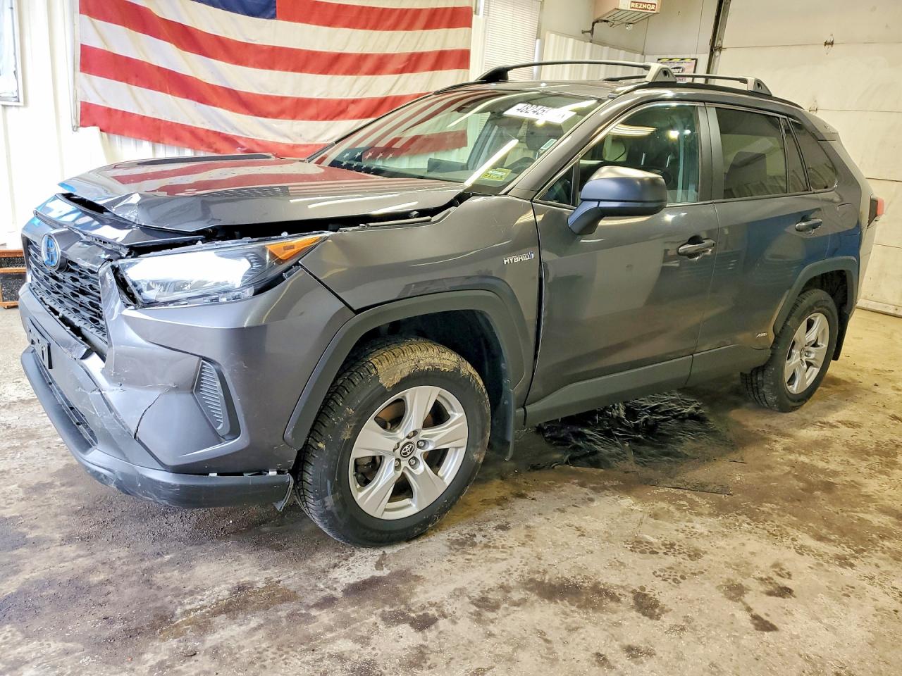 2019 TOYOTA RAV4 HYBRID LE HV 4WD