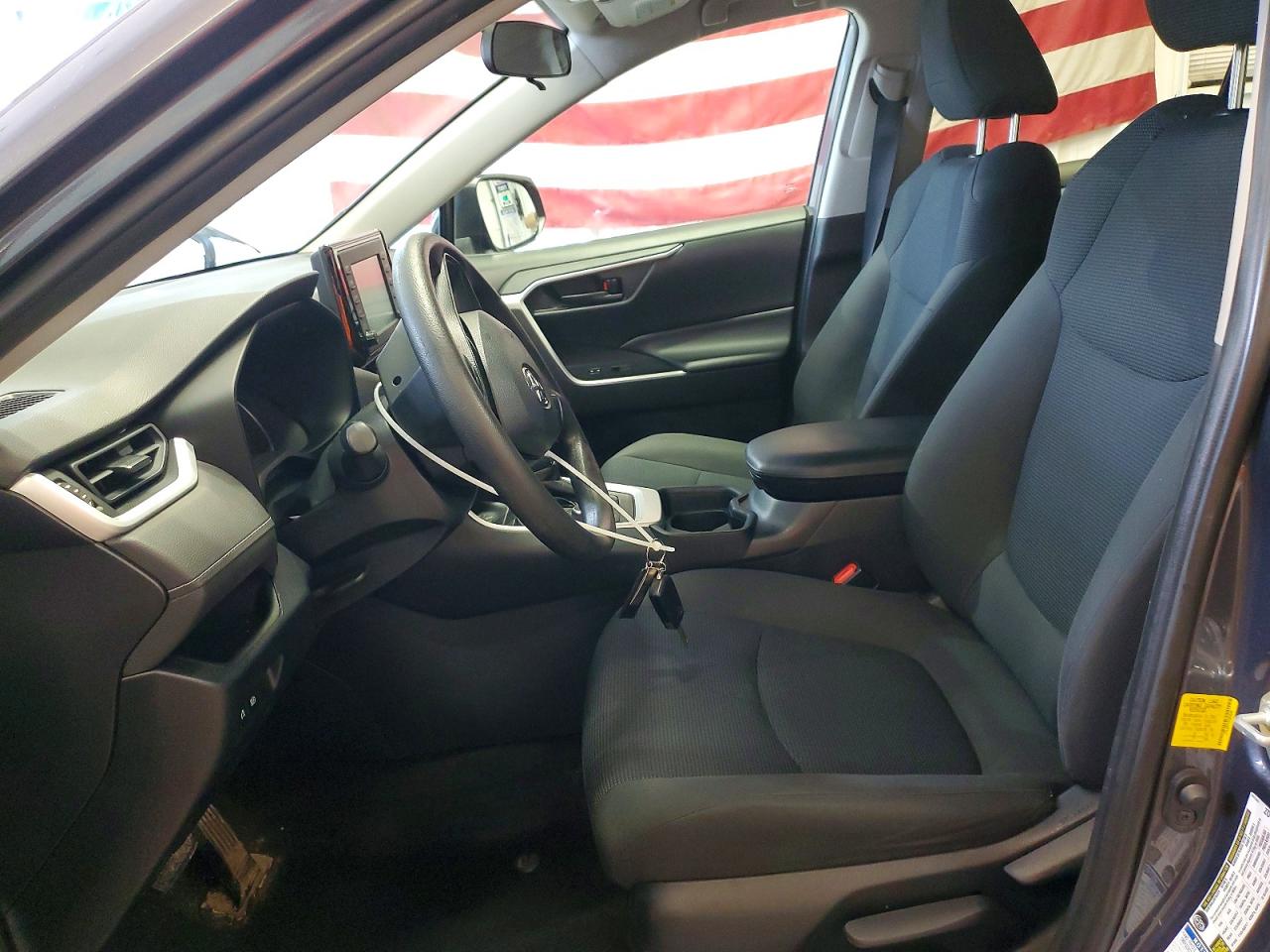 2019 TOYOTA RAV4 HYBRID LE HV 4WD