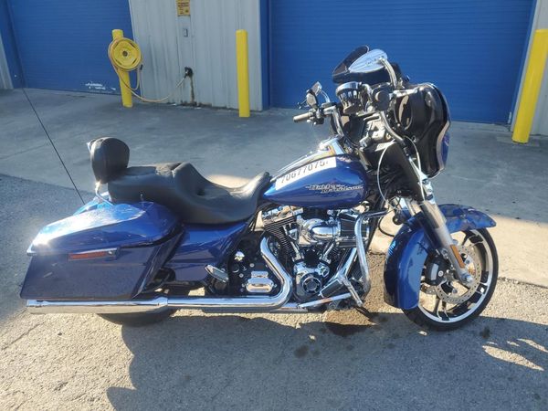 2015 HARLEY-DAVIDSON FLHX