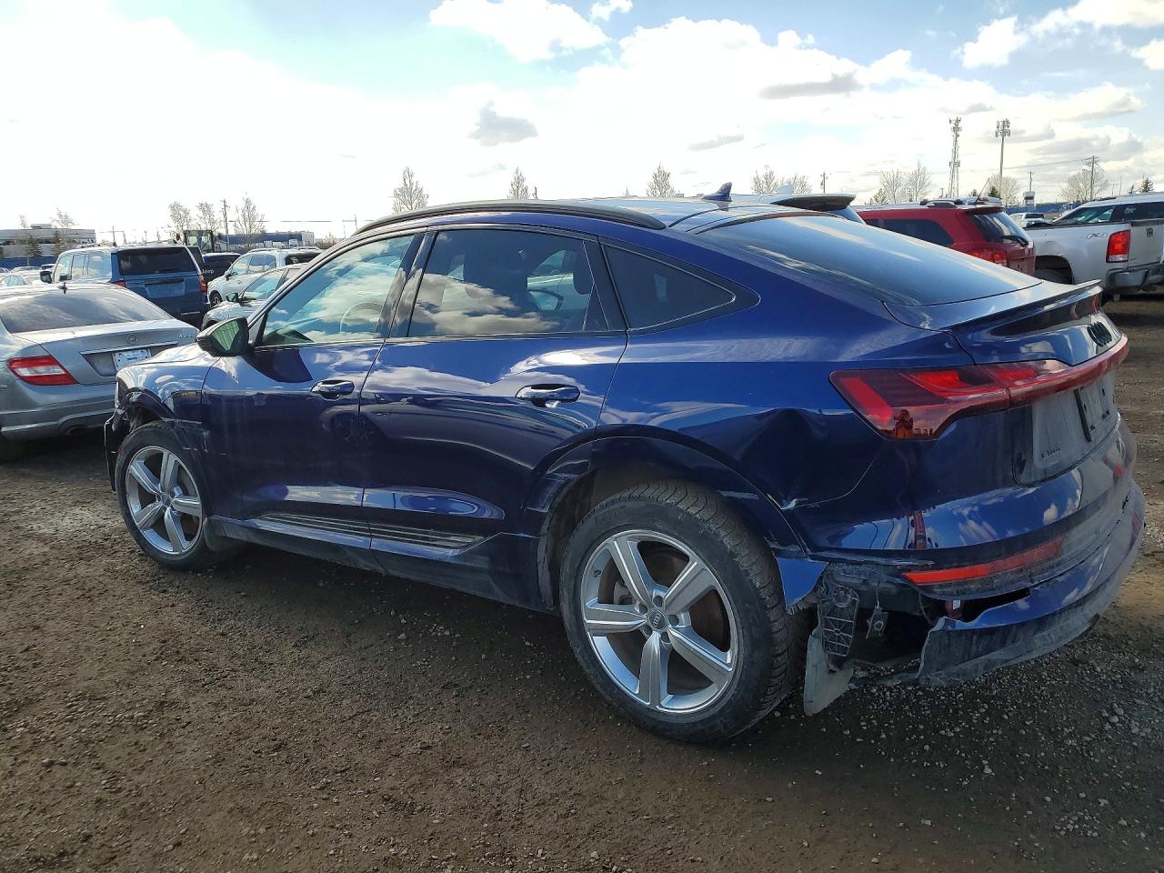 2022 AUDI E-TRON quattro Prestige