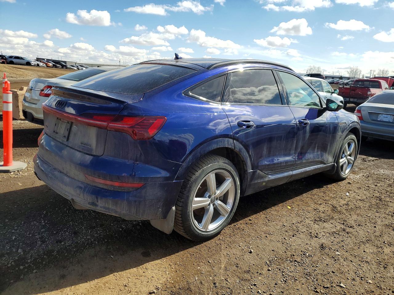 2022 AUDI E-TRON quattro Prestige