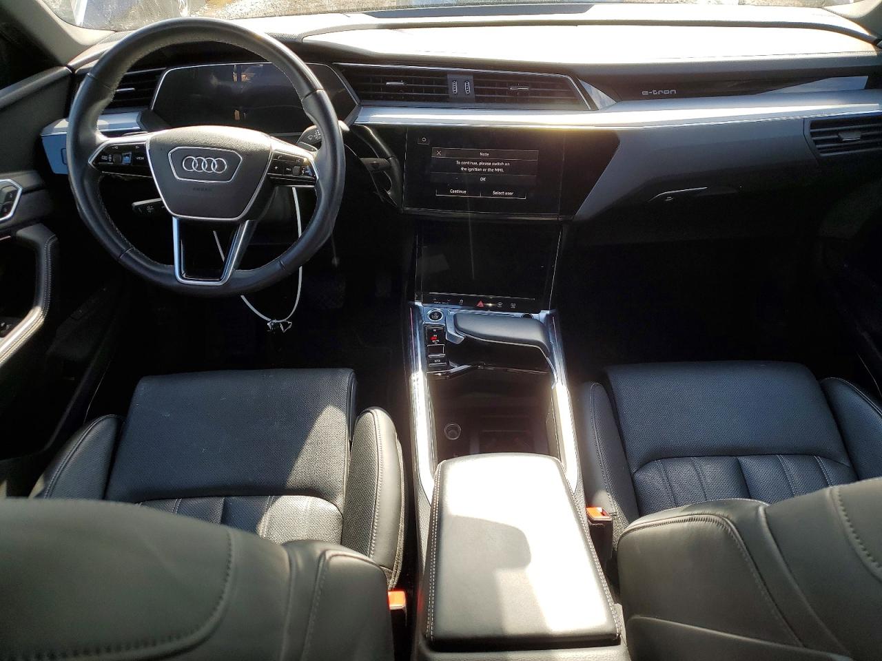 2022 AUDI E-TRON quattro Prestige