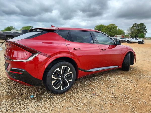 2024 KIA EV6