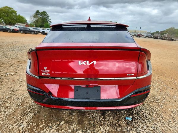 2024 KIA EV6