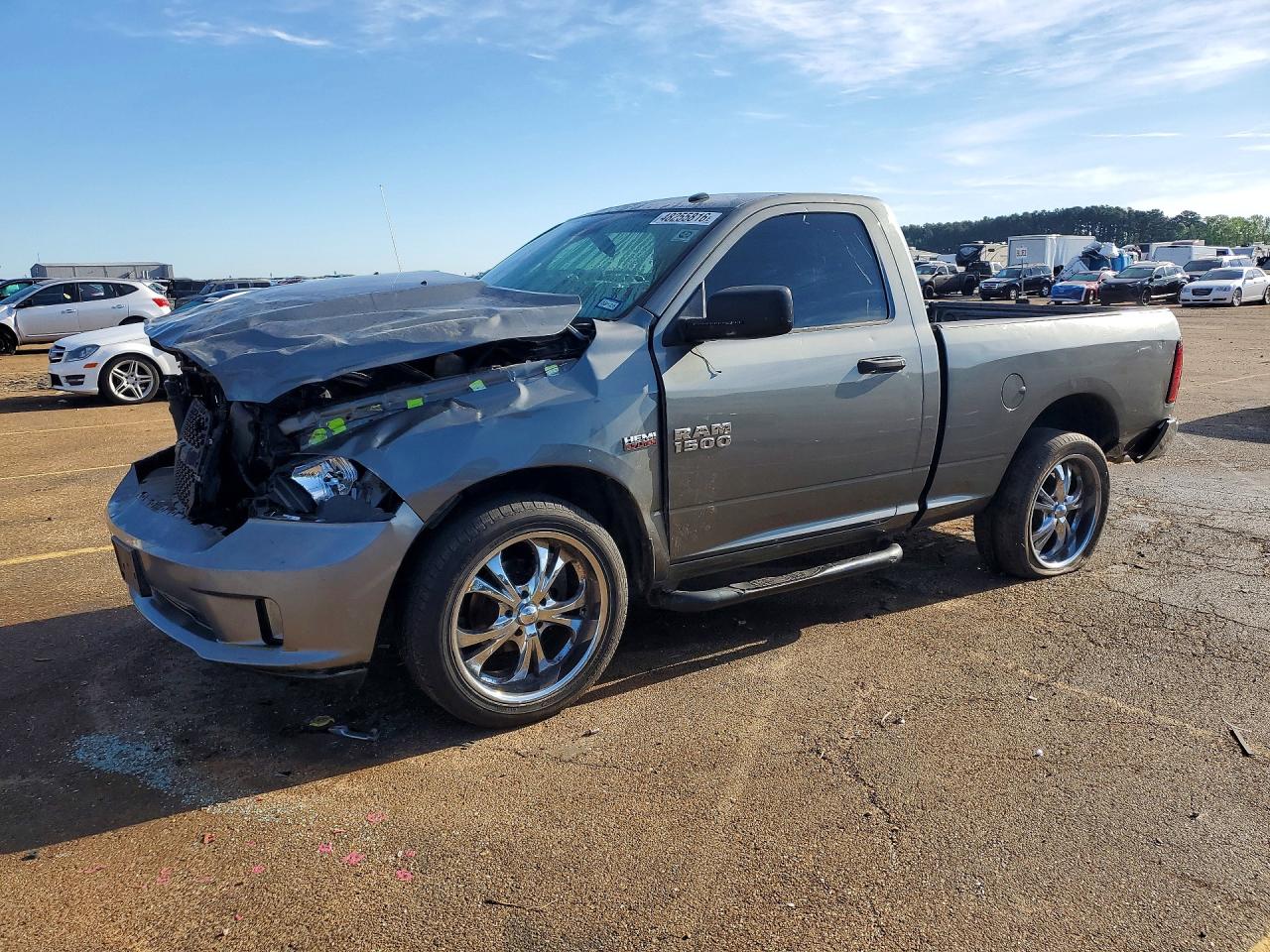 2013 RAM 1500 ST