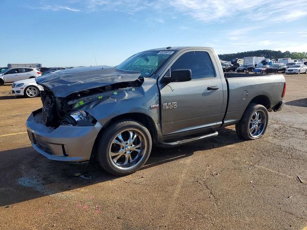 2013 RAM 1500 ST