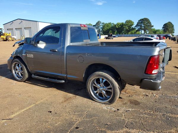 2013 RAM 1500 ST