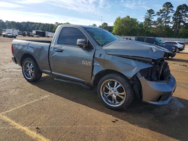 2013 RAM 1500 ST