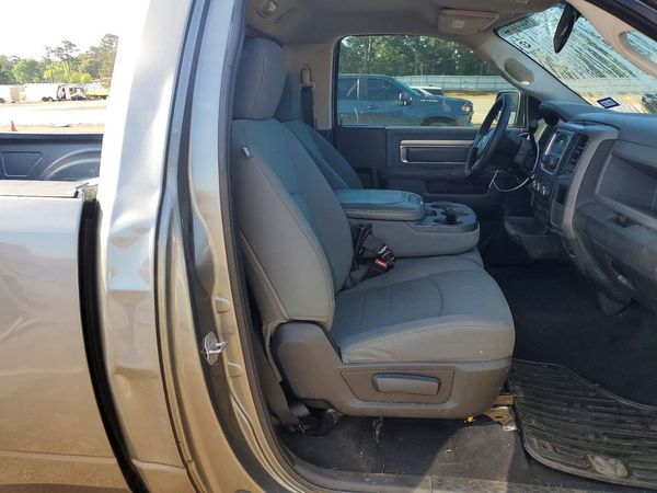 2013 RAM 1500 ST