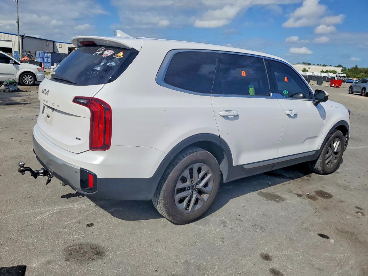 2023 KIA TELLURIDE LX