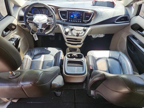 2017 CHRYSLER PACIFICA