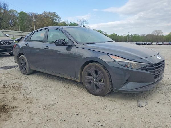2024 HYUNDAI ELANTRA SEL w/Convenience Pkg