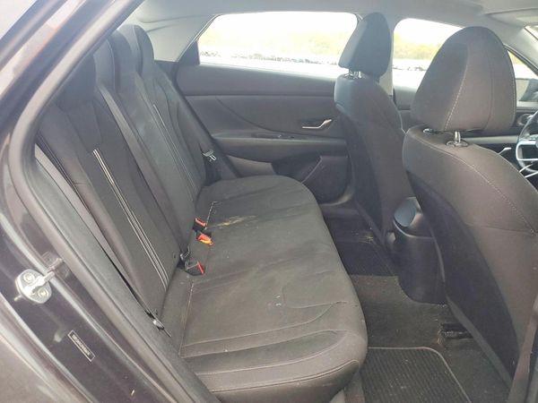 2024 HYUNDAI ELANTRA SEL w/Convenience Pkg