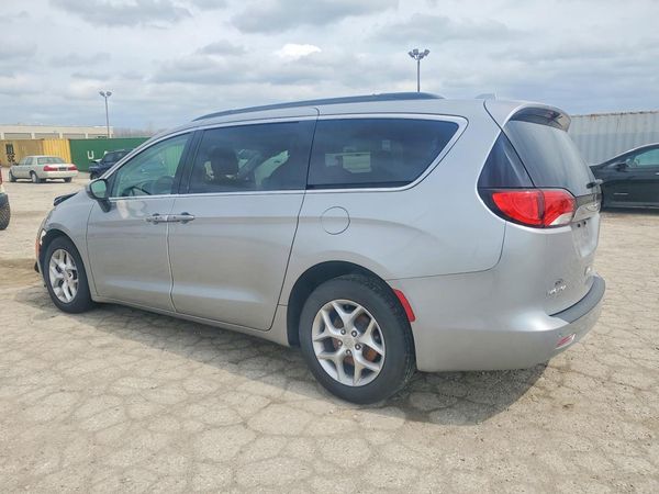 2018 CHRYSLER PACIFICA Touring