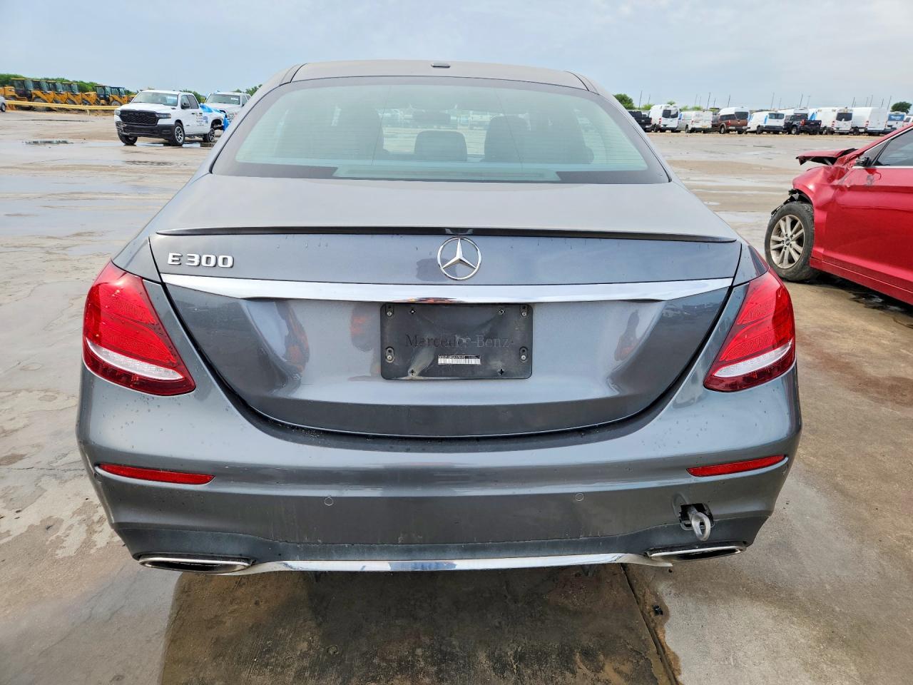 2018 MERCEDES-BENZ E