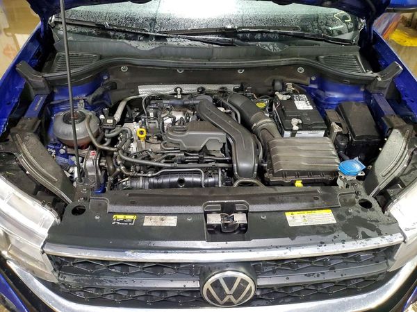 2022 VOLKSWAGEN TAOS SE
