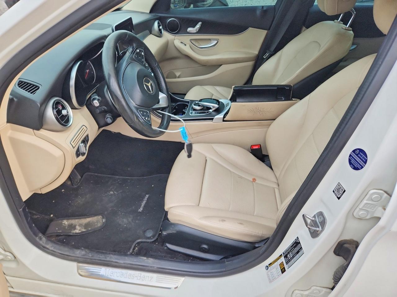 2016 MERCEDES-BENZ C C300