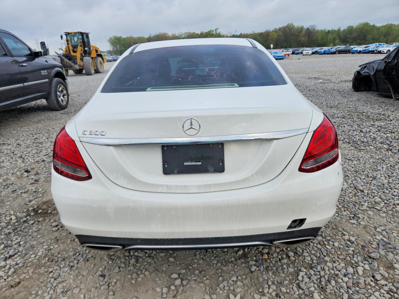 2016 MERCEDES-BENZ C C300