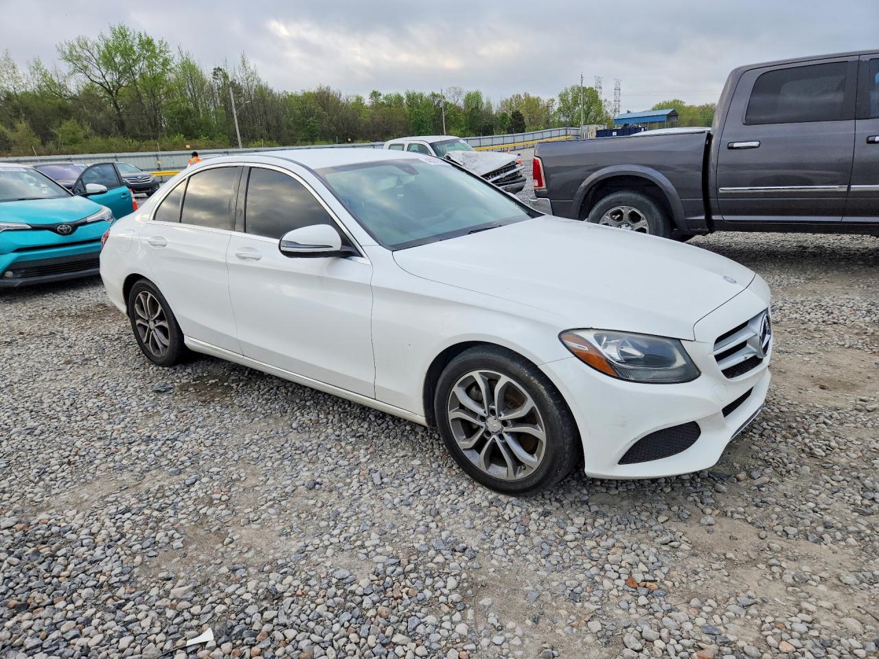 2016 MERCEDES-BENZ C C300