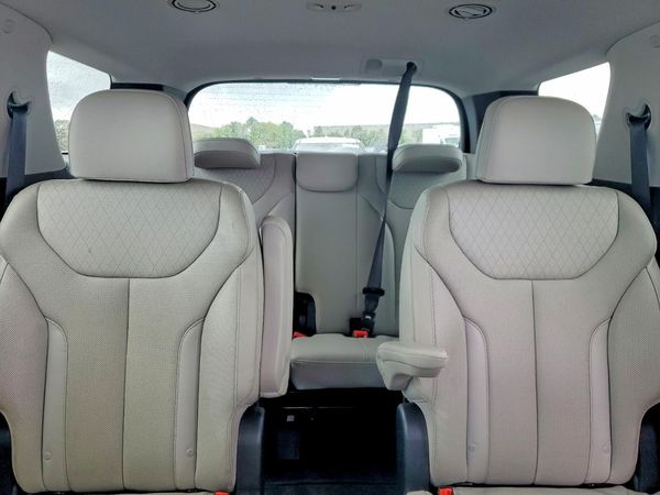 2020 HYUNDAI PALISADE SEL w/ Premium Pkg