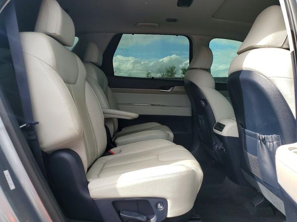 2020 HYUNDAI PALISADE SEL w/ Premium Pkg