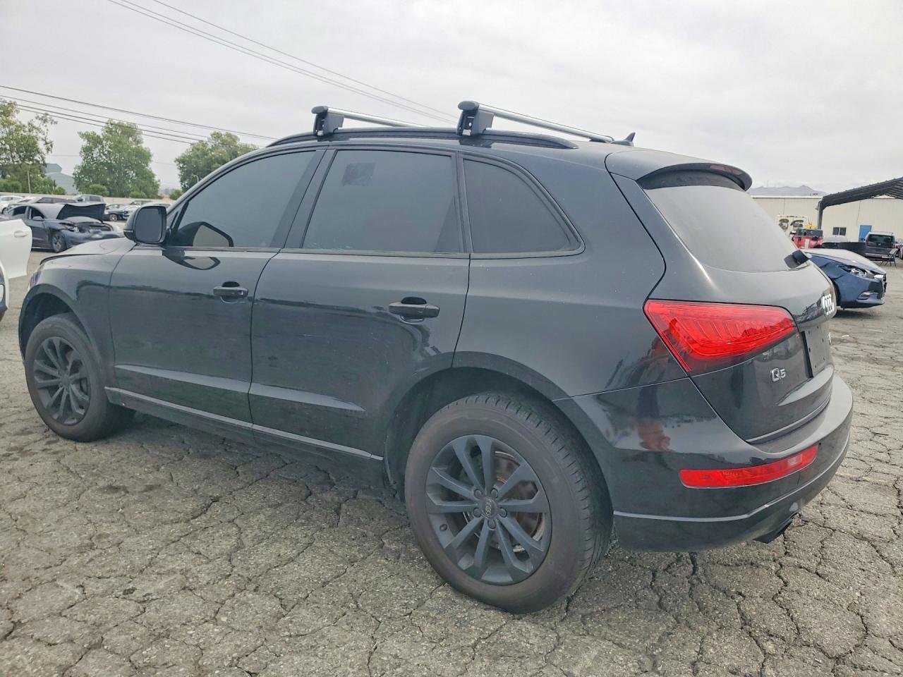 2017 AUDI Q5 quattro Premium