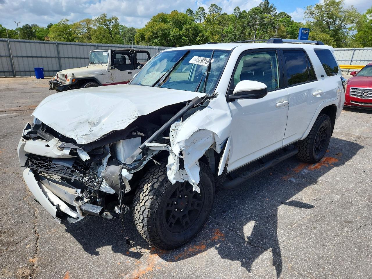 2022 TOYOTA 4RUNNER SR5