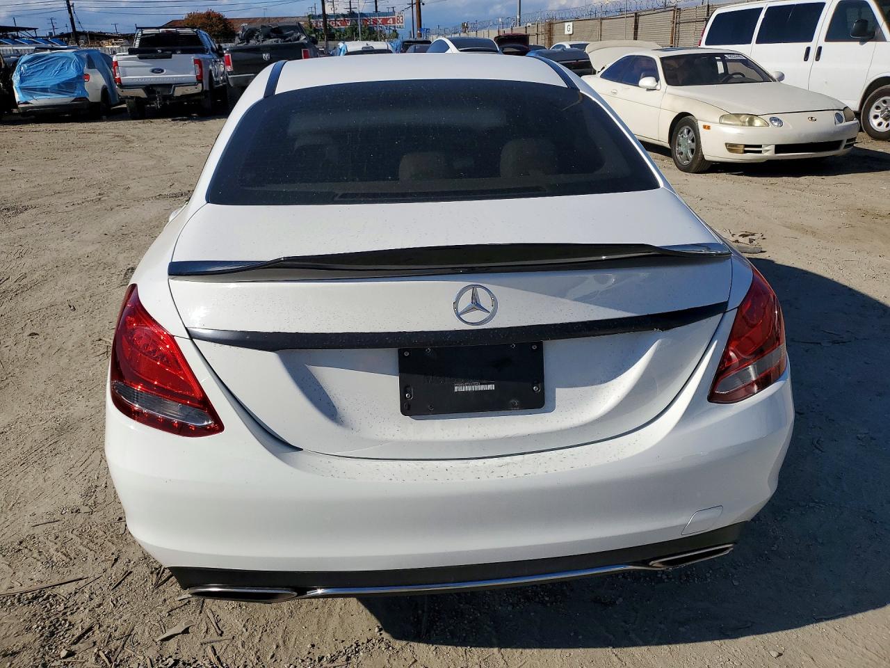 2018 MERCEDES-BENZ C C300