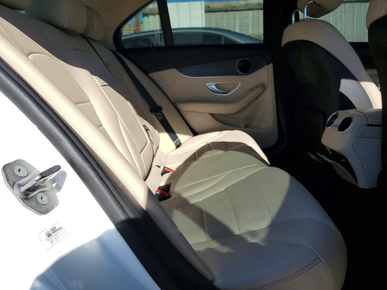 2018 MERCEDES-BENZ C C300