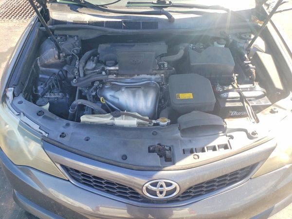 2014 TOYOTA CAMRY