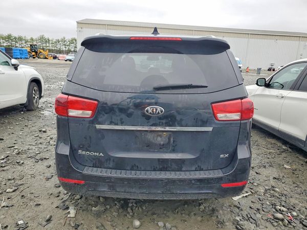 2016 KIA SEDONA