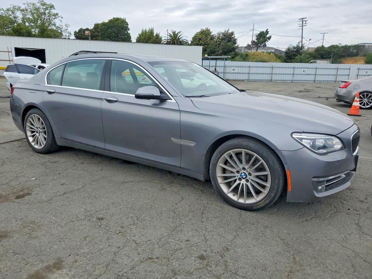 2014 BMW 750 750Li/Alpina B7
