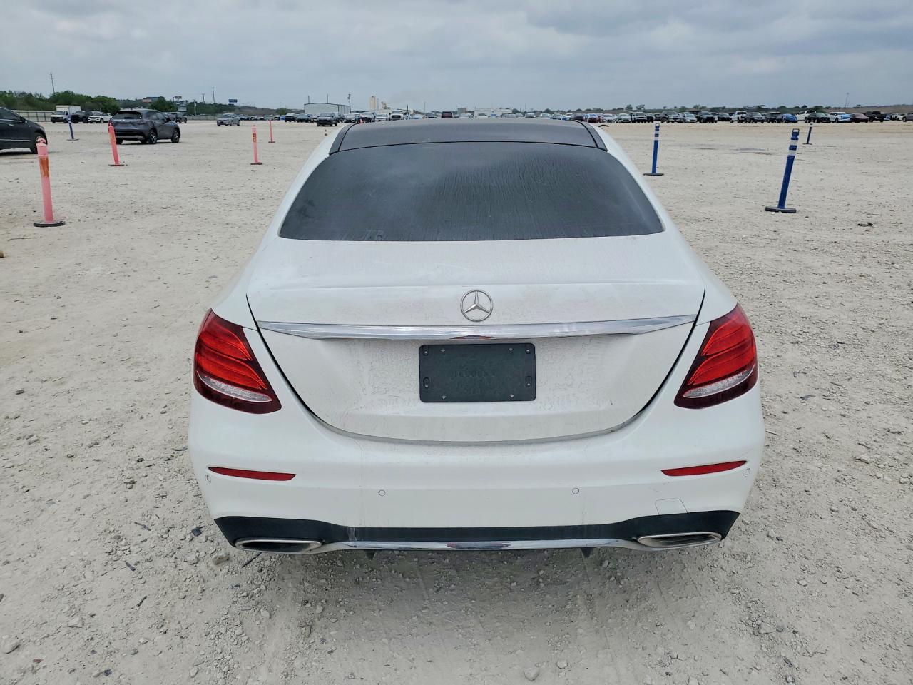 2019 MERCEDES-BENZ E E300