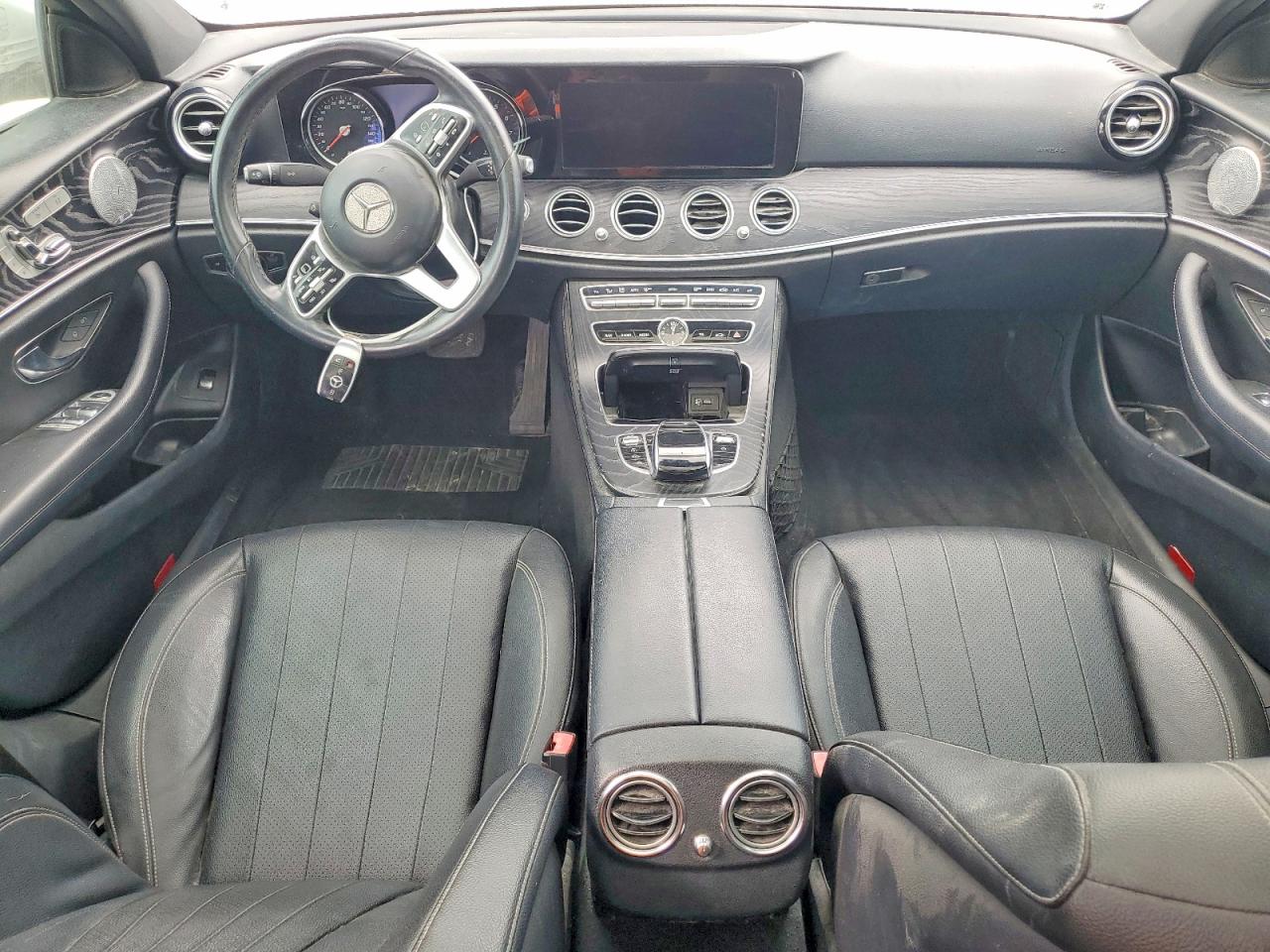 2019 MERCEDES-BENZ E E300