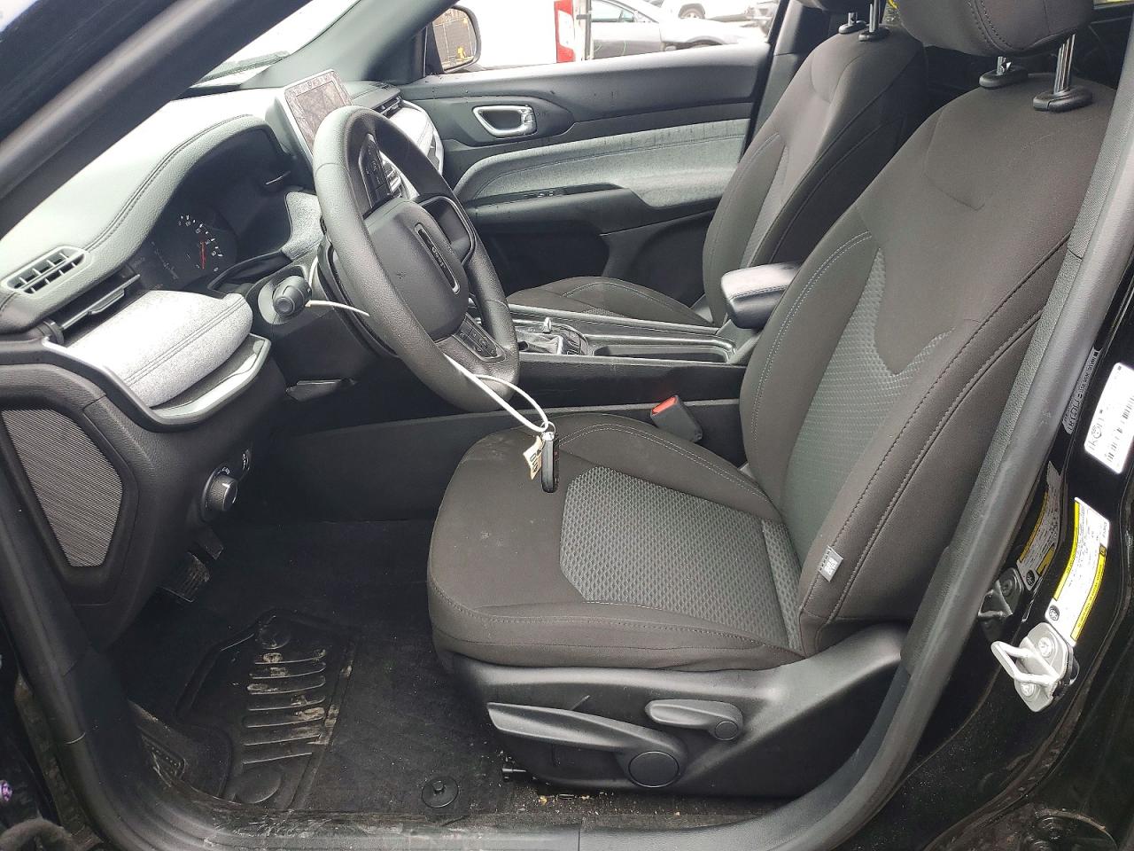 2025 JEEP COMPASS Sport