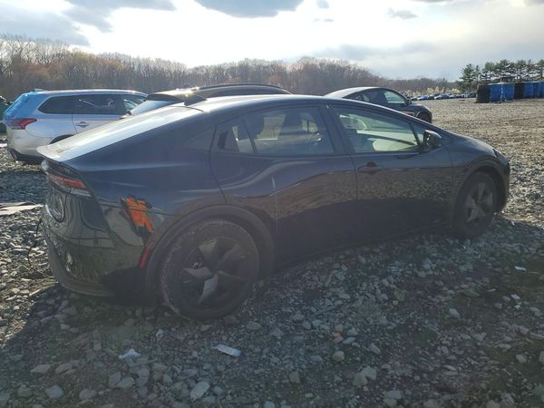 2025 TOYOTA PRIUS