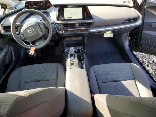 2025 TOYOTA PRIUS