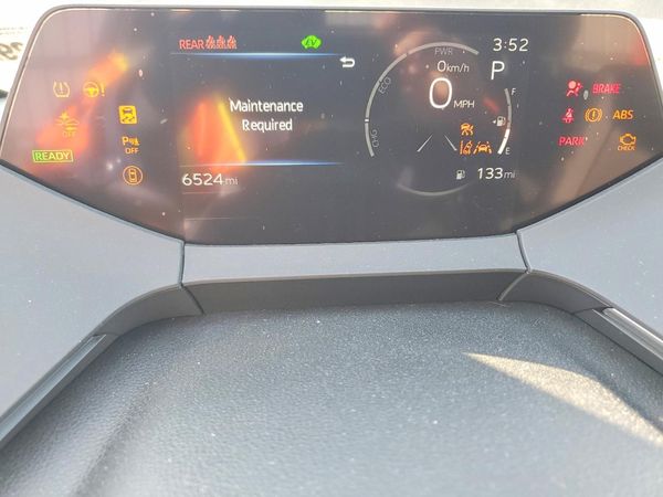 2025 TOYOTA PRIUS