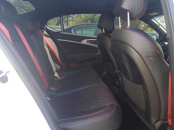 2023 GENESIS G70