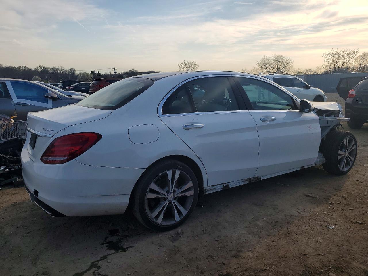 2017 MERCEDES-BENZ C C300-4M