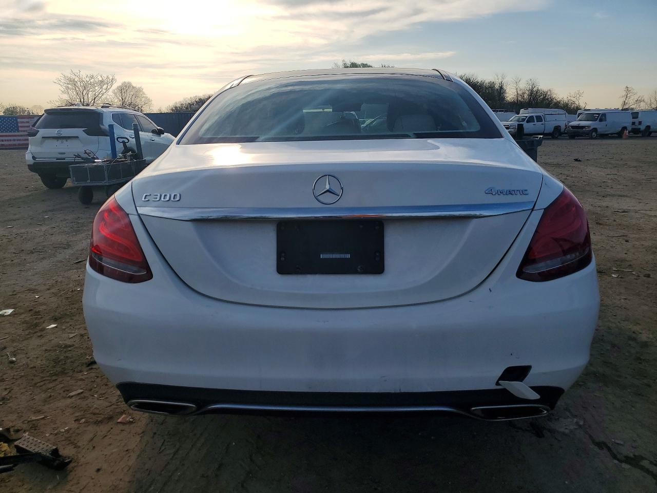 2017 MERCEDES-BENZ C C300-4M